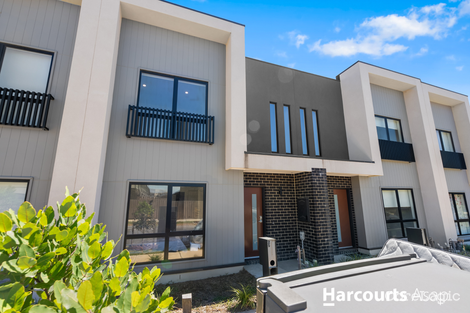 Property photo of 25 Fusion Circuit Cranbourne West VIC 3977