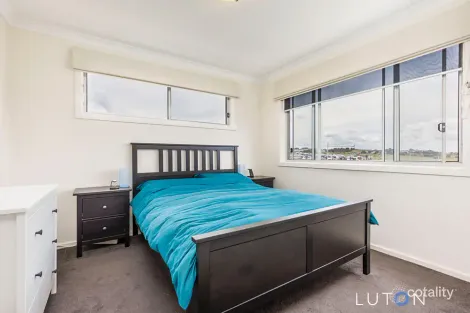 Property photo of 50 Arthur Blakeley Way Coombs ACT 2611