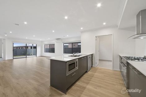 Property photo of 8 Bindarri Grove Botanic Ridge VIC 3977