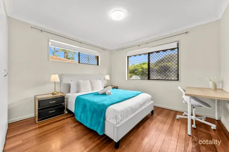 Property photo of 37 Lingle Street Robertson QLD 4109