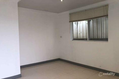 Property photo of 18 Mitchell Drive West Hoxton NSW 2171