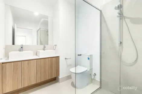 Property photo of 10 Cordata Road Point Cook VIC 3030