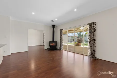 Property photo of 18 Cairns Crescent Riverton SA 5412