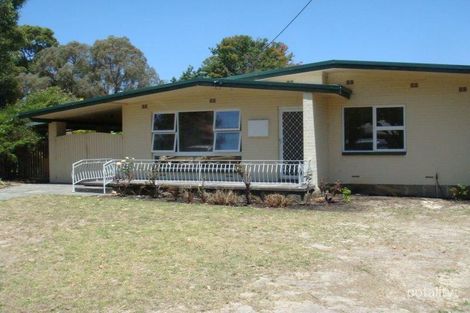 Property photo of 20 Wyuna Crescent Lesmurdie WA 6076