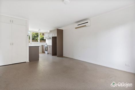 Property photo of 2/2 Worwong Avenue Somerville VIC 3912