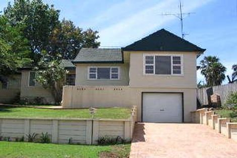 1 Phillips Cres, Mangerton, NSW 2500