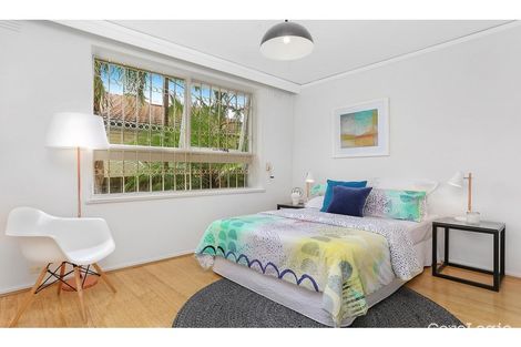 Property photo of 2/19 Norwood Road Caulfield North VIC 3161