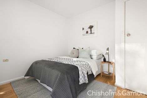 Property photo of 1/17 Tiuna Grove Elwood VIC 3184