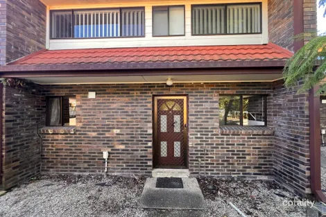 2/13 Fiona Ct, Rochedale South, QLD 4123