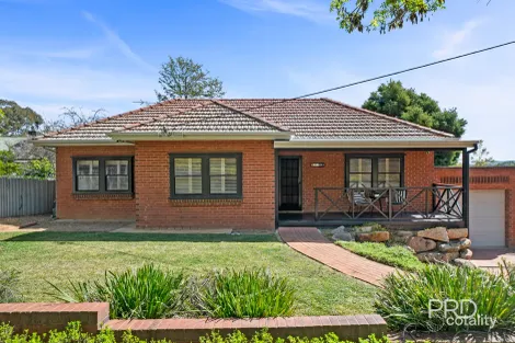 14 Young St, Turvey Park, NSW 2650