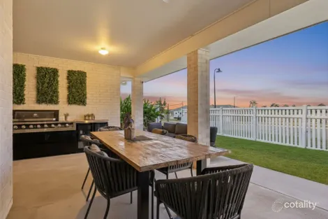 Property photo of 35 Gascoyne Plainland QLD 4341