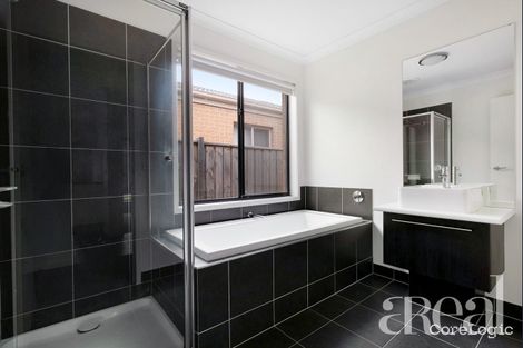 Property photo of 18 Choy Street Truganina VIC 3029