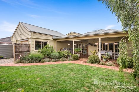 Property photo of 13 Maculata Place Manor Lakes VIC 3024