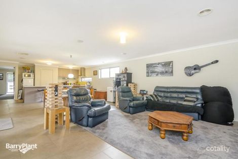 Property photo of 5 Lemongrass Circuit Point Cook VIC 3030