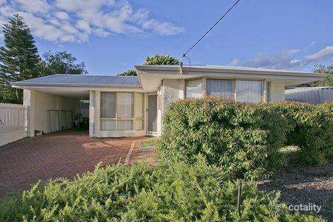 Property photo of 14 Lupin Court Hocking WA 6065