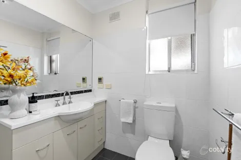 Property photo of 2/1 Ormonde Avenue Warradale SA 5046