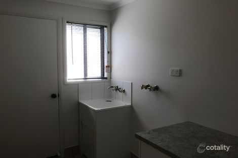Property photo of 8 Somerville Crescent Sippy Downs QLD 4556