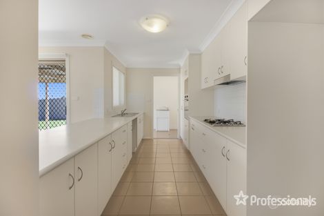 Property photo of 24 Kaloona Drive Bourkelands NSW 2650