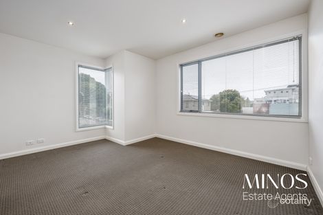 Property photo of 7 Lake Avenue Pascoe Vale VIC 3044