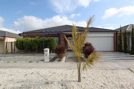 9 Carmody Dr, Cairnlea, VIC 3023