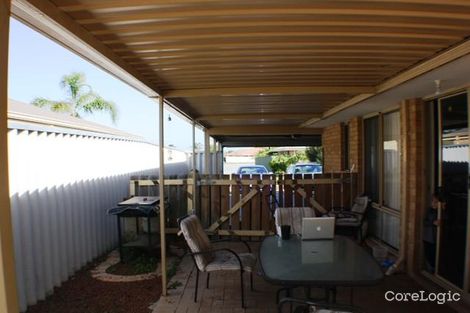 Property photo of 2 Enlie Lane Warnbro WA 6169