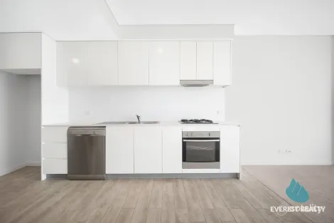 47/57-59 Lachlan St, Warwick Farm, NSW 2170