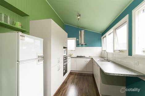 Property photo of 1 Wanawong Crescent Camberwell VIC 3124