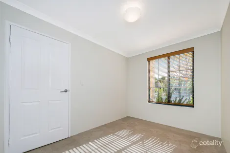 Property photo of 44 Tyndall Circuit Alexander Heights WA 6064