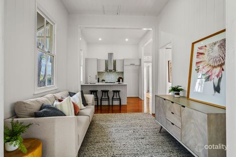 Property photo of 37 Smith Street North Ipswich QLD 4305