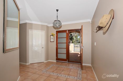 Property photo of 23 Santavea Mews Halls Head WA 6210