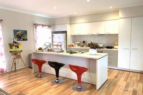 Property photo of 94 Duncombe Park Way Deer Park VIC 3023