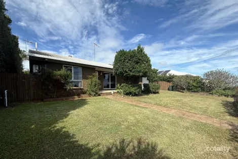 Property photo of 9 Barellan Parade Qunaba QLD 4670