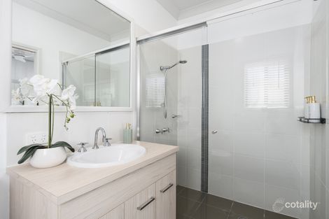 Property photo of 10 Calypso Court Oxenford QLD 4210