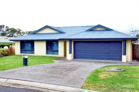 8 Gregory Cl, Taree, NSW 2430