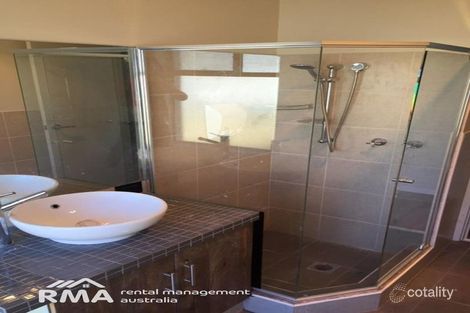 22 Yosemite Loop, Ballajura, WA 6066