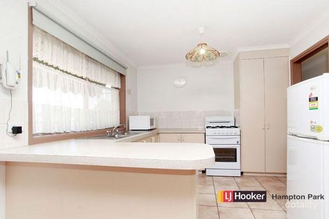 Property photo of 2/91 Cairns Road Hampton Park VIC 3976