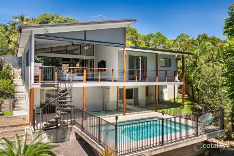 Property photo of 5 Arkana Drive Noosa Heads QLD 4567