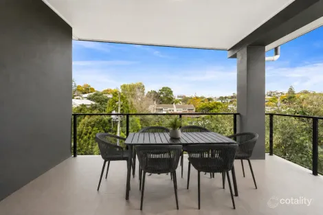 Property photo of 10/2 Woolley Street Indooroopilly QLD 4068
