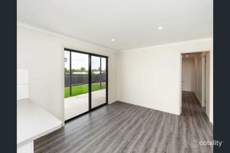 Property photo of 27 Cedar Avenue Murray Bridge SA 5253