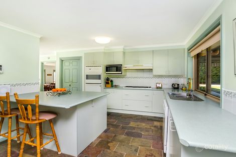 Property photo of 6 Kearns Close Broadford VIC 3658