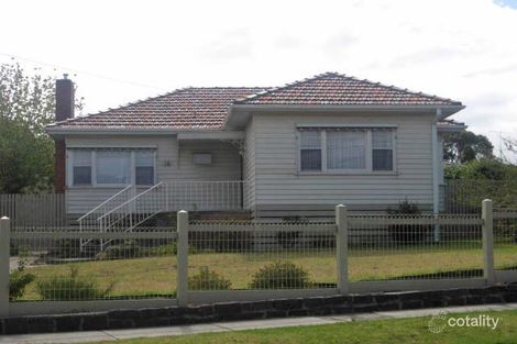 14 Nerissa Gr, Oak Park, VIC 3046