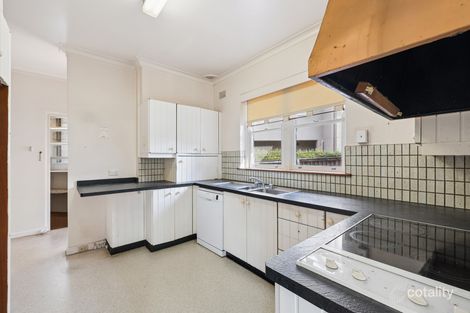 Property photo of 22 Kanoona Avenue St Ives NSW 2075
