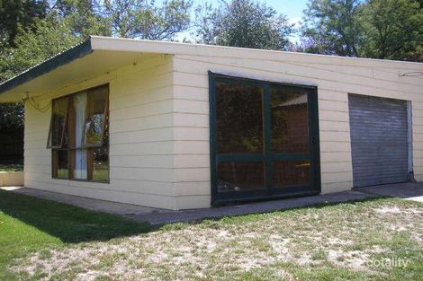 Property photo of 8 Jones Avenue Mount Clear VIC 3350