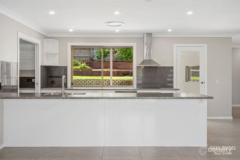 Property photo of 4 Cawley Place Oxenford QLD 4210