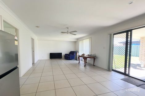 Property photo of 15 Warragrah Place Parkes NSW 2870