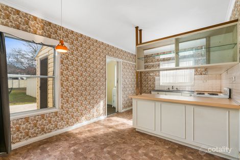 Property photo of 31 Tobruk Crescent Orange NSW 2800