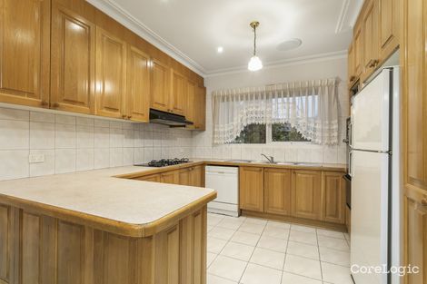 Property photo of 2 Cloverdale Close Burwood East VIC 3151