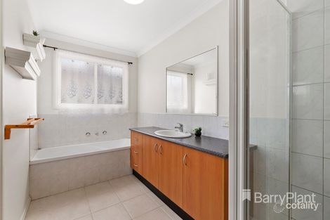 Property photo of 2/885 Plenty Road South Morang VIC 3752