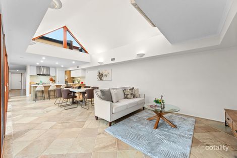 Property photo of 25 Feathertop Chase Burwood East VIC 3151