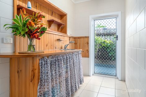 Property photo of 19 Kangaroo Street Bentley Park QLD 4869